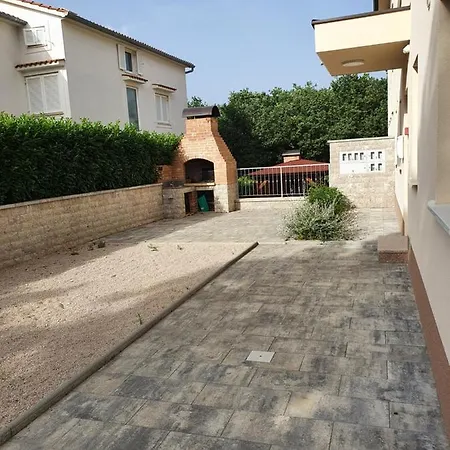 Teo Apartment Cizici