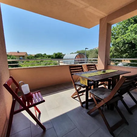 Apartment Teo Cizici