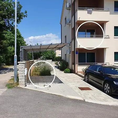 Teo Apartment Cizici